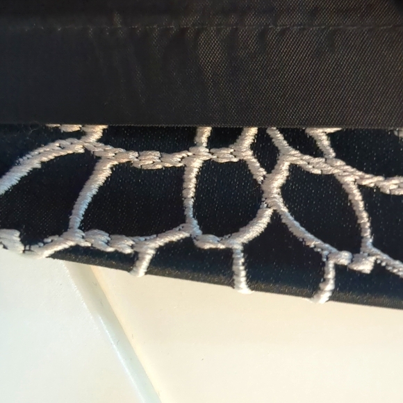 Floral Black and White Mid Length Skirt - Picture 7 of 7